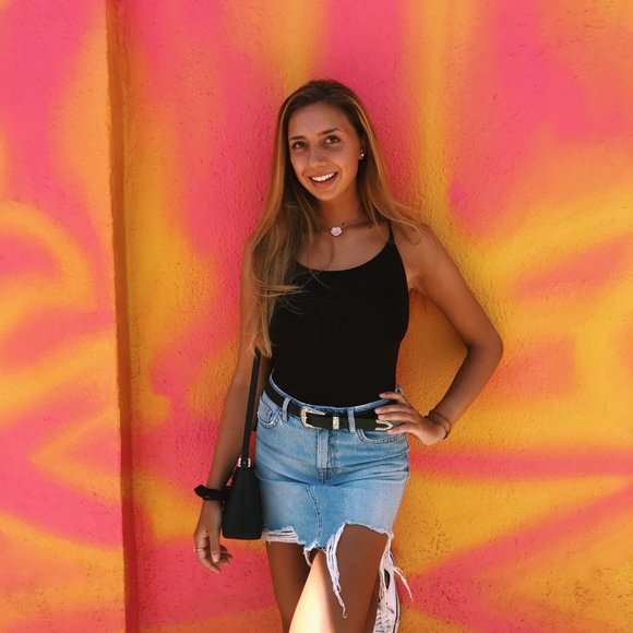 Meet your Posher, Sydney - Picture 2 of 2